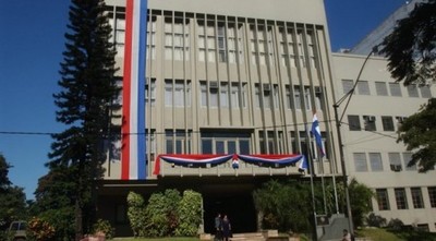 Unas 240 personas se inscribieron para nuevo curso de inglés del Ministerio de Defensa » Ñanduti