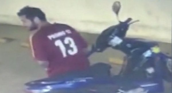 Roban motocicleta en estacionamiento de supermercado | Noticias Paraguay