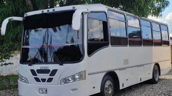 Comuna adquiere bus por G. 1.172 millones
