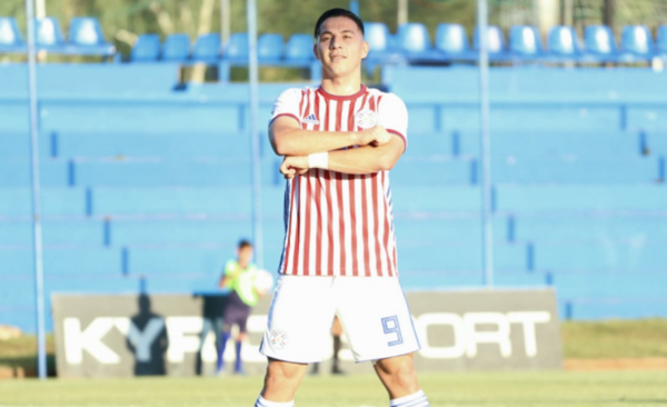 HOY / Ferreira regresa a Paraguay y jugará en Libertad