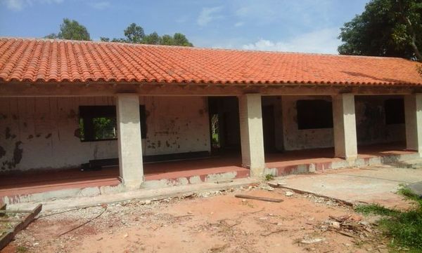 En Yasy Cañy, padres y maestros tomarán escuelas en reclamo al MEC por obras inconclusas - Nacionales - ABC Color