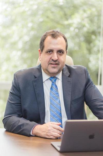 La Propiedad Intelectual, los negocios y la piratería