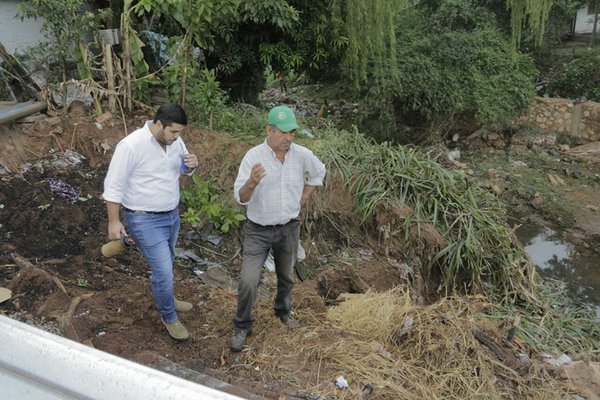 Más allanamientos en Ñemby en el marco de la lucha contra el Dengue - Informate Paraguay