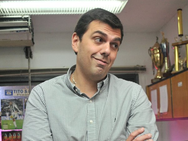 La Nota del Decano contra la "envidia de los fracasados"