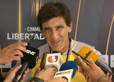 Gustavo Costas, atento a la revancha ante San José Oruro