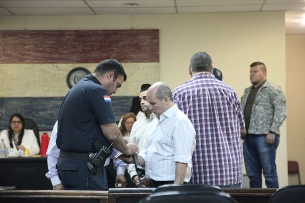 Ratifican arresto en su casa a estafador de la SET