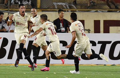 Universitario será rival de Cerro Porteño