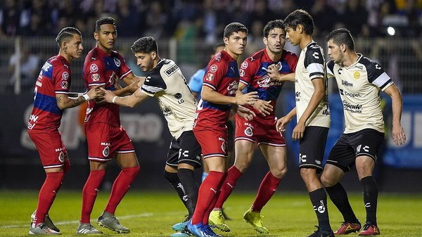 Con el paraguayo Darío Monges, Dorados dio batacazo y eliminó a Guadalajara