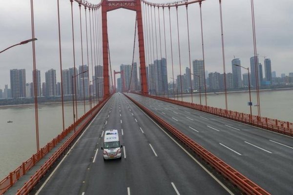 Cómo es el día a día en Wuhan, epicentro del brote del coronavirus
