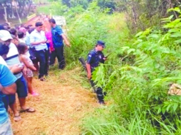 Quinceañera fue a cargar saldo y abusaron de ella
