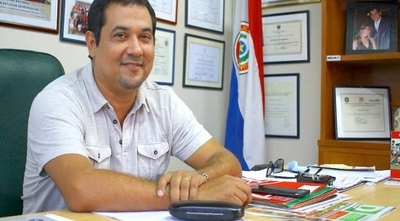 HOY / Arévalo sube y Ramírez baja, según nueva encuesta