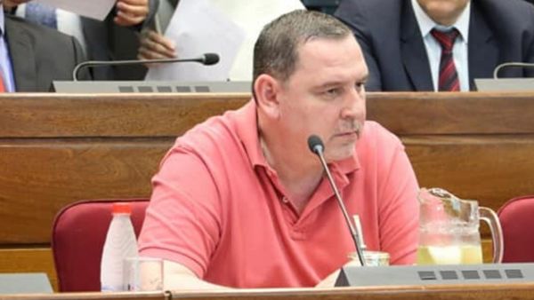 Fiscalía pide prisión para Javier Zacarías 