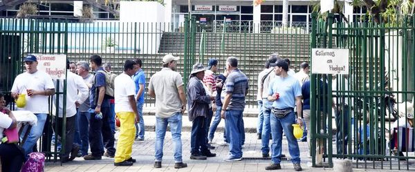 Sindicatos se movilizarán por recorte de privilegios