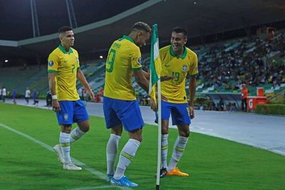 Brasil se clasifica y el grupo se aprieta - Fútbol - ABC Color