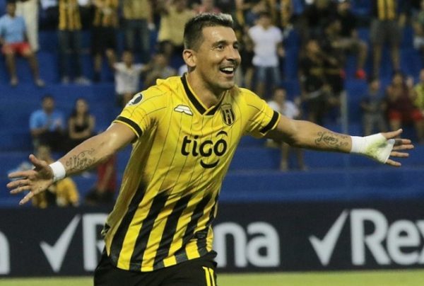 Guaraní humilla y avanza en la Libertadores
