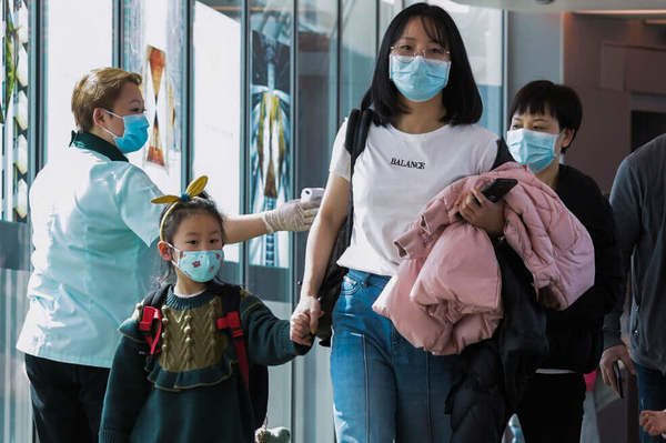 Ya son 170 muertos y 7.711 los casos confirmados de coronavirus en China | .::Agencia IP::.