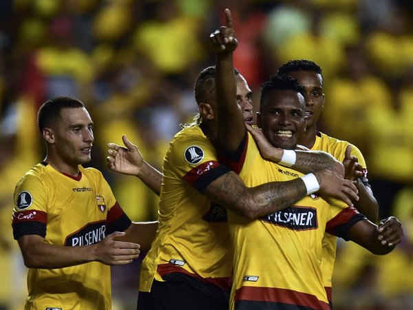 Barcelona se deshace de Progreso y va contra Sporting Cristal