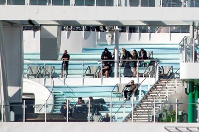 MÚSICOS PARAGUAYOS ESTÁN EN CRUCERO RETENIDO POR POSIBLE CASO DE CORONAVIRUS