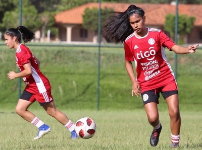 Albirroja Femenina prosigue su etapa final de preparación - APF