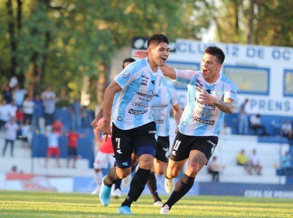 Guaireña festejó un histórico triunfo - APF