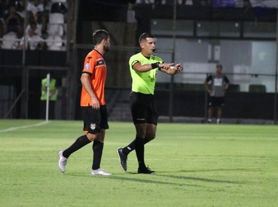 Así fue el primer examen arbitral de la temporada - APF