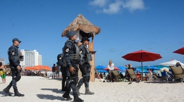 ASESINAN A SEIS PERSONAS EN EL EMBLEMÁTICO BALNEARIO MEXICANO DE CANCÚN