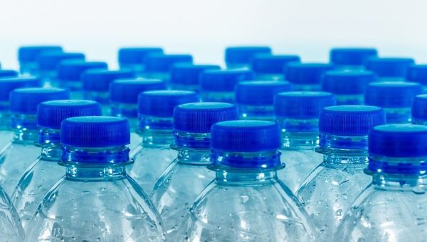 Nestlé invirtió más de US$ 2.000 millones para mercado de plástico reciclado