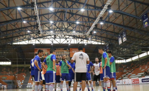 HOY / La Albirroja de Futsal ya está en la sede de las eliminatorias