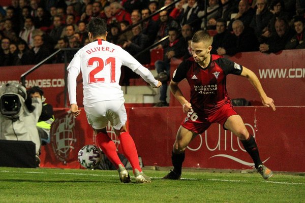 El Mirandés sorprende y elimina al Sevilla de la Copa del Rey