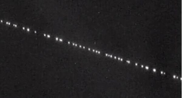 Estela de satélites llamó la atención en cielo paraguayo - Nacionales - ABC Color