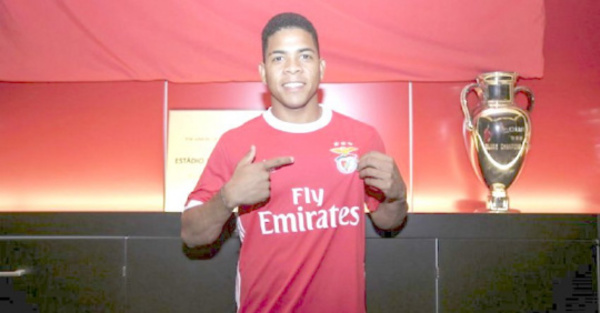 Derlis Mereles ya fue presentado al Benfica