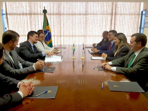 Brasil y Paraguay coordinan lucha contra el PCC y Comando Vermelho