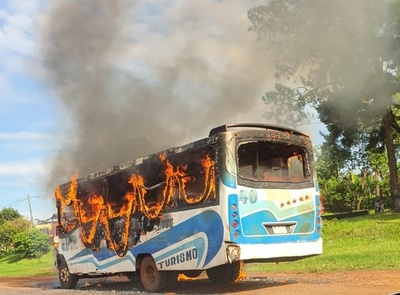 Bus se incendia en CDE