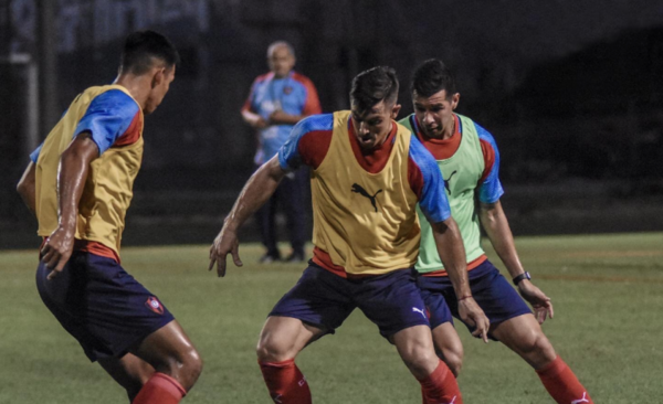 HOY / Cerro Porteño recibe a Sol de América en busca de la recuperación