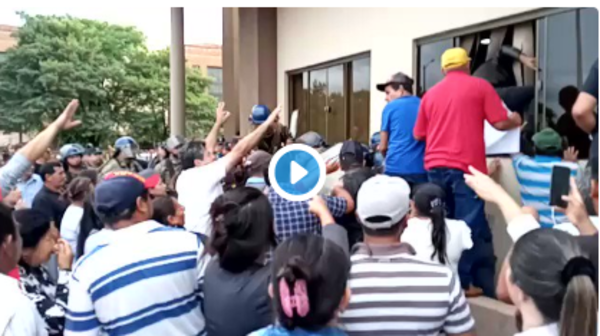 HOY / Intervención PJC: incidentes en medio de sesión de concejales