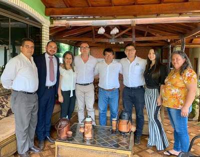 Joven colorado enfrentará a Digno Caballero en las internas, con apoyo de Romero Roa