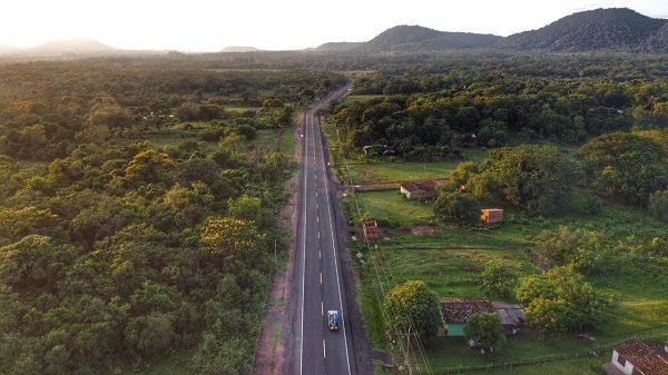 Asfalto inaugurado beneficiará a 40.000 pobladores de Pirayú y Paraguarí