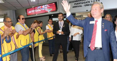 Club de Leones con visita internacional