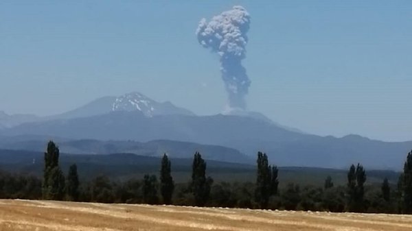 Alerta naranja en Chile por la explosión en el complejo volcánico de Chillán - ADN Paraguayo