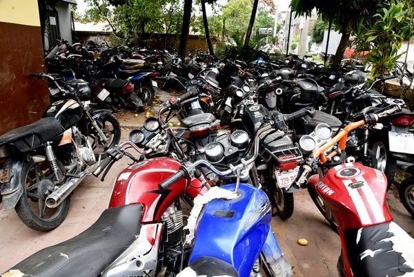 Policía no recibirá dinero por chatarras y solo una empresa se interesó en compactarlas - Nacionales - ABC Color