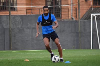 Álvaro Pereira tiene acordado jugar en River Plate