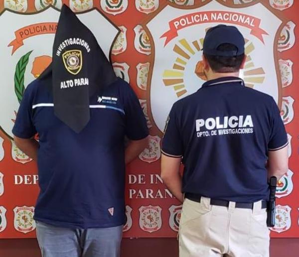 Detienen a hombre buscado por hurto