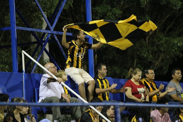 Guaraní convoca a su gente ante Corinthians