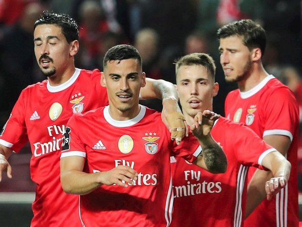 El Benfica sufre para vencer al Belenenses en casa y reforzar el liderato