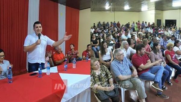 PABLO VELÁZQUEZ OFICIALIZA PRECANDIDATURA A LA INTENDENCIA DE CNEL. BOGADO