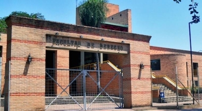 HOY / Docente de Derecho UNA "perdió" exámenes y pretende hacer rendir de nuevo a todo un curso, denuncian