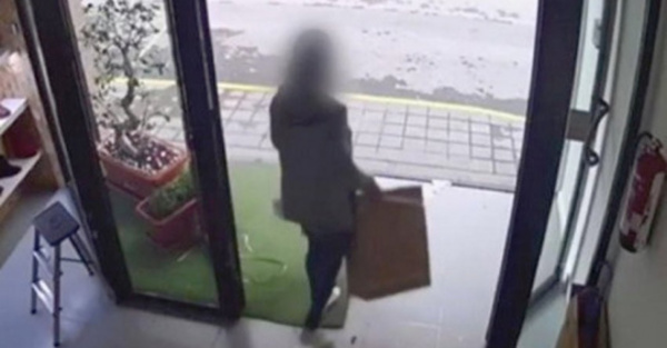 Robó 40 vibradores y los repartió a vecinas