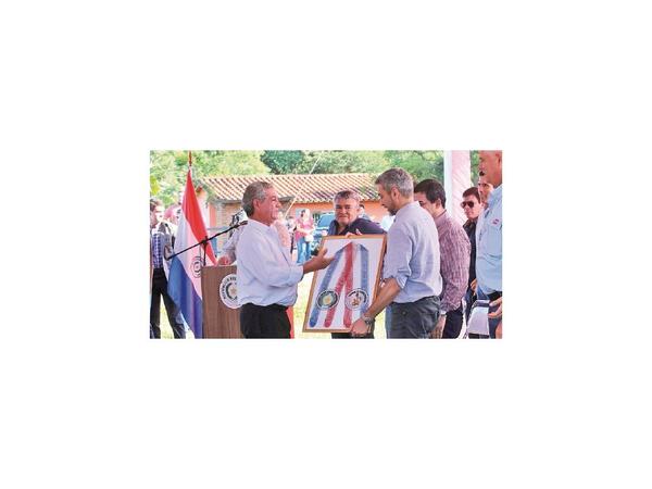 Mario Abdo pide dejar peleas estériles