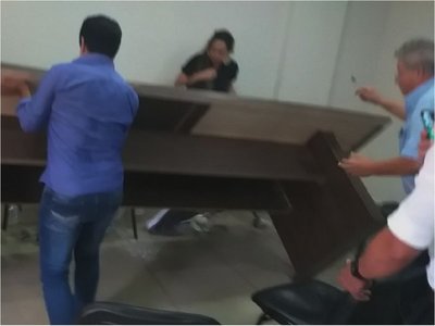 En incidentada sesión  en Junta de PJC reafirman pedido de intervención