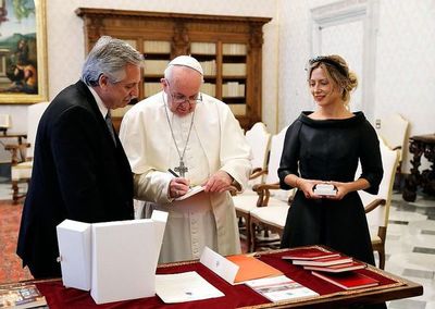 Vaticano reitera a Fernández su posición contra el aborto - Internacionales - ABC Color